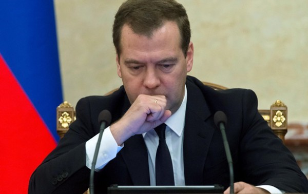 Медведев назвал Крым одной из причин проблем России